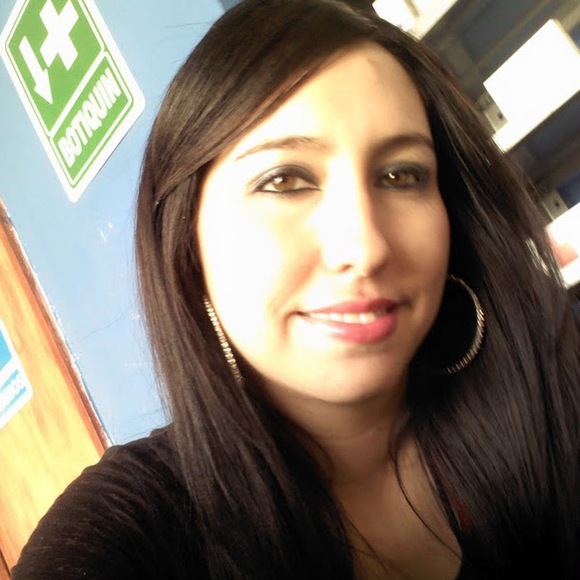 Meet your Posher, Arely - Picture 1 of 1